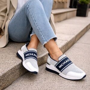 Michael Kors White/Navy Felix Trainer Slip-On Sneakers Logo Mesh/Leather Sz 7